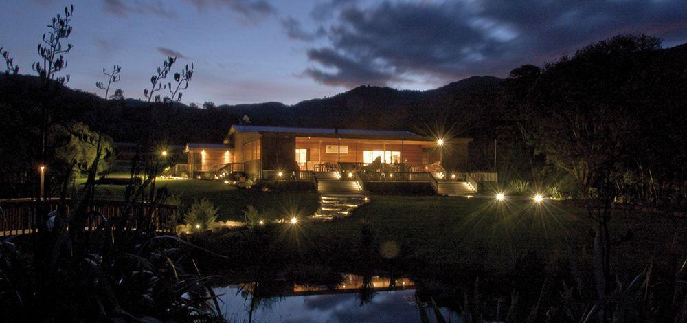 Villa Tangiaro Retreat à Port Charles Extérieur photo